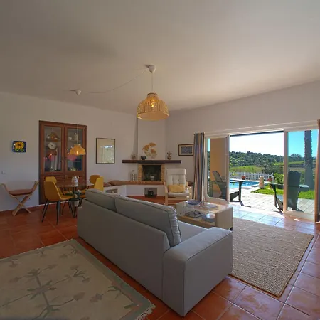 Amendoa By Interhome